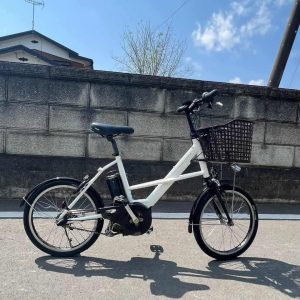 Compact Electric City Bike with Front Basket